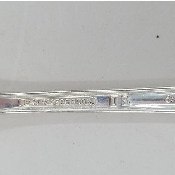 Rogers Brothers Silver Plate Eternally Yours Coquette 4 Salad Forks - Picture 5 of 10